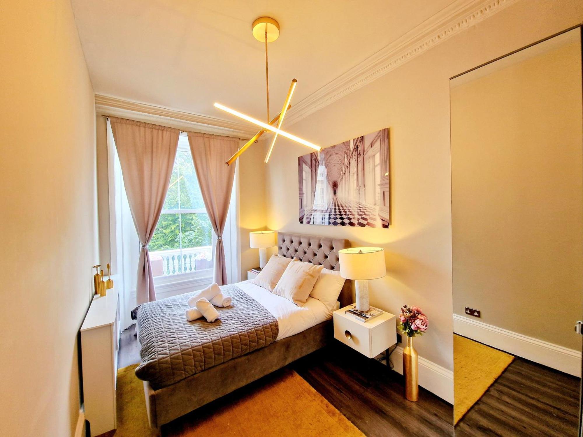 Stylish Hyde Park Home By Tube Stations With Elevator London Exteriör bild